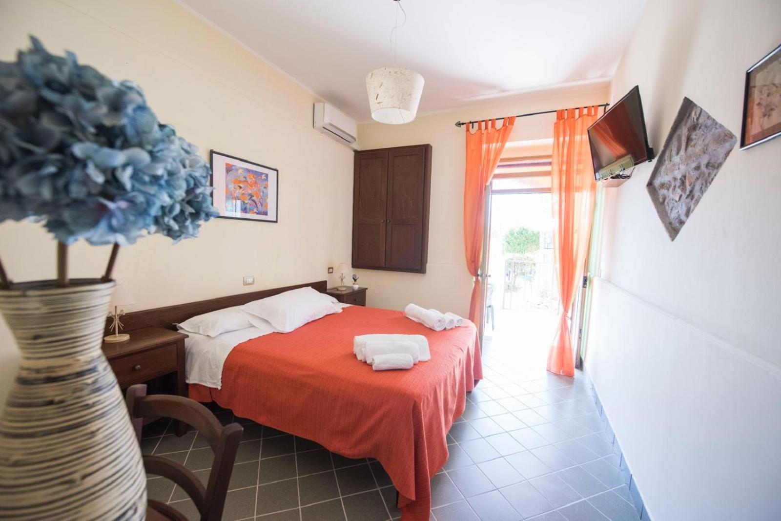 B&B Casa Cosmano Brancaleone Marina Exteriér fotografie