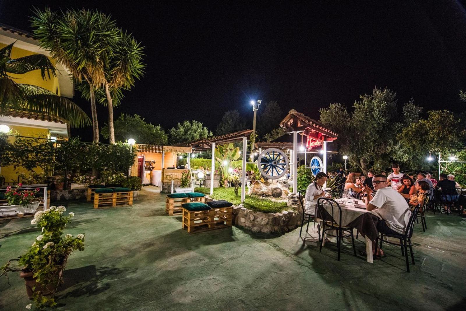 B&B Casa Cosmano Brancaleone Marina Exteriér fotografie