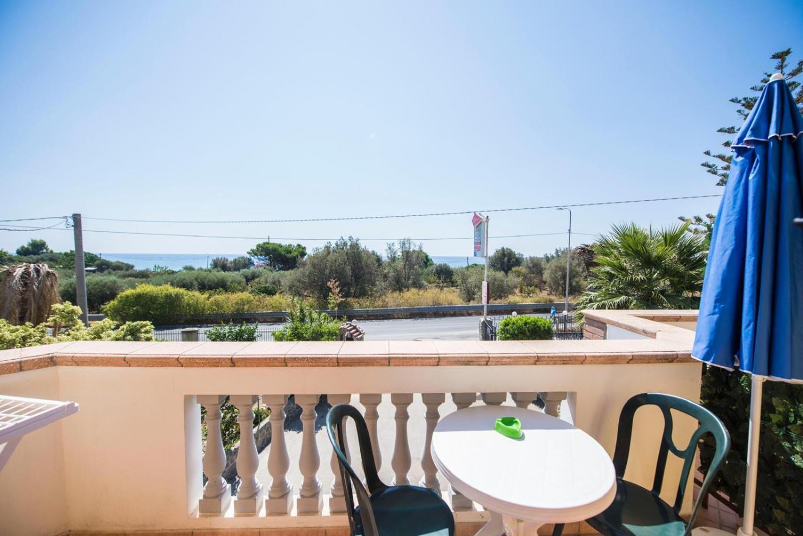 B&B Casa Cosmano Brancaleone Marina Exteriér fotografie